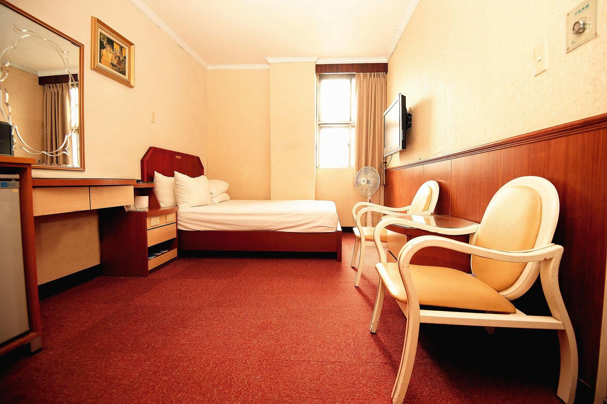 New May Flower Hotel Тайбэй Экстерьер фото